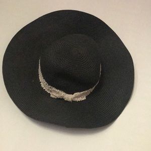 NEVER WORN HAT 🔥🔥🆕